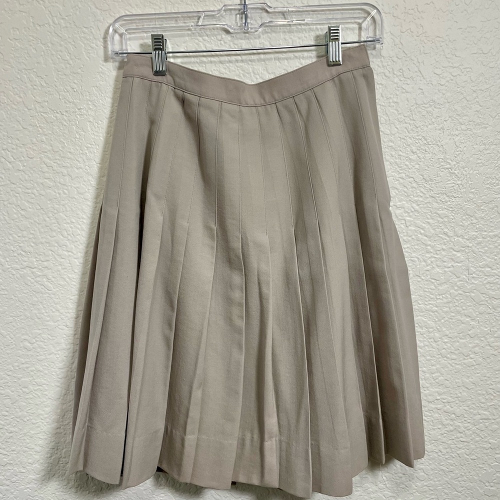 Austin Reed London England Pleated A-Line Skirt Classic Vintage Style